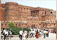 Agra Fort, Agra Travel Guide