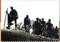 Gandi Moti, Delhi Travel Guide
