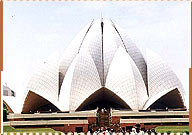 Lotus Temple, Delhi Travel Guide